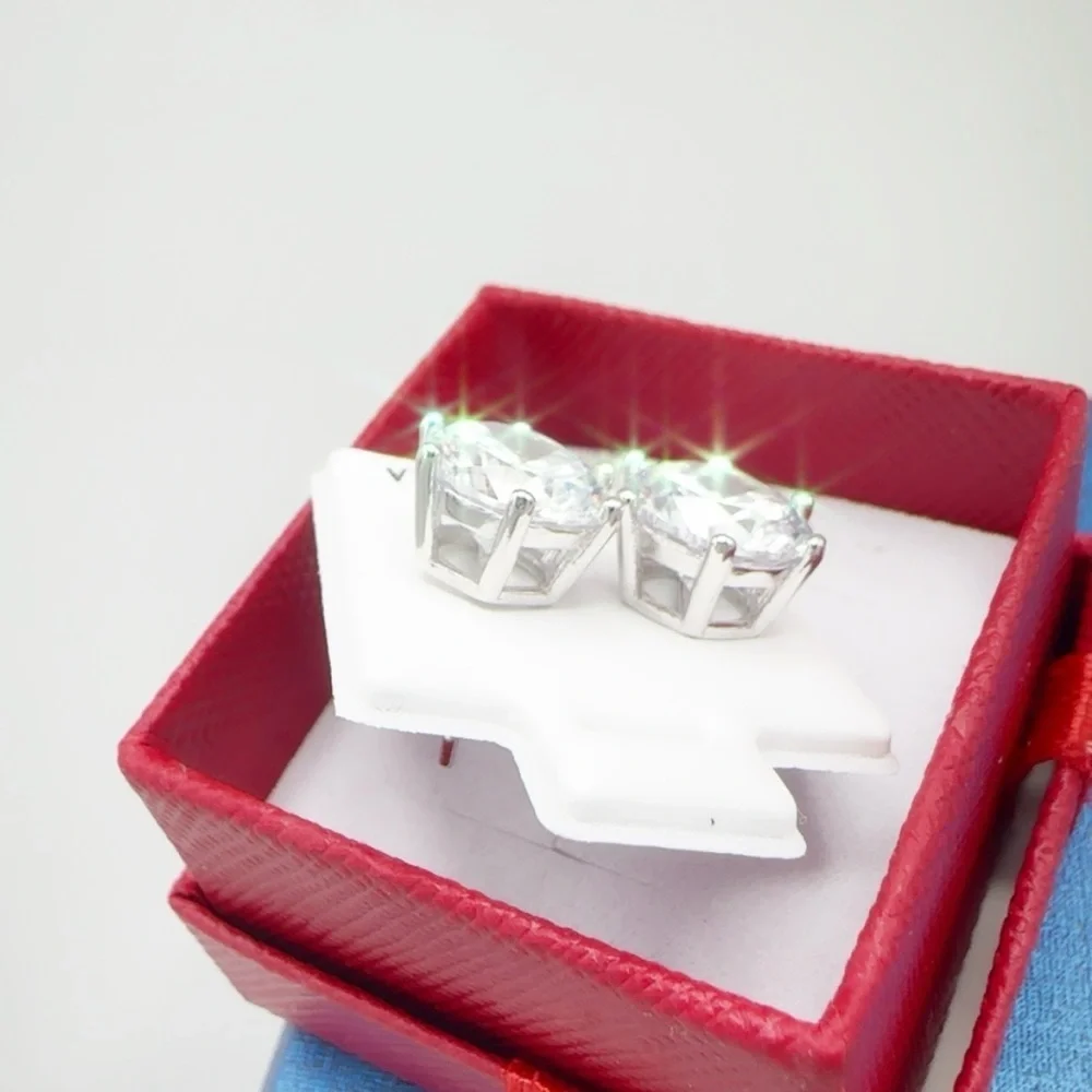 Elegant 925 Sterling Silver Cubic Zirconia Stud Earrings – 3 CT*2 5A Brand New